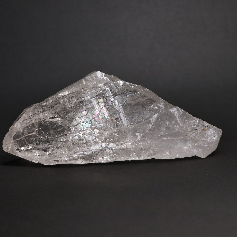 [高品質]ディアマンティーナ産カテドラル水晶原石ナチュラルポイント（全長約147mm・ストロングレインボー）