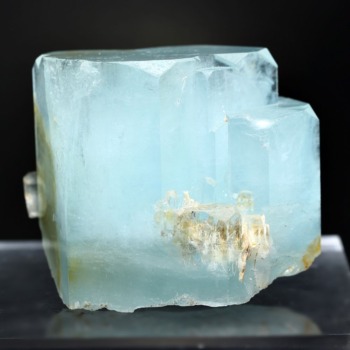 記念特価★[超希少！]パキスタン産大型アクアマリン結晶原石（非加熱無着色・仕入れ価格を下回る超特価！）(24th-AQUAM-RF8500IS)