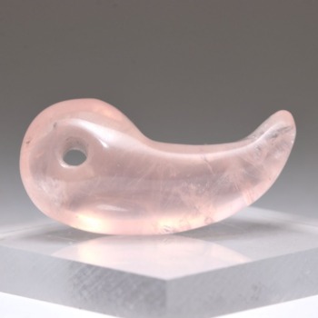 記念特価★[高品質]ブラジル産クリアローズクォーツ勾玉(24th-CROSE-MG0087IS)