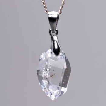 【第三弾】記念特価★アメリカ/ニューヨークハーキマーダイヤモンドクォーツペンダントトップ（シルバー925）(24th-HERKQ-PT0018IS)