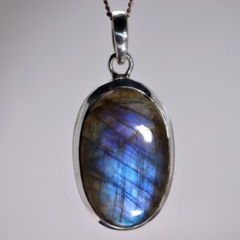 記念特価★[高品質]マダガスカル産ラブラドライトペンダントトップ（シルバー925）(24th-LABRD-PT0099IS)