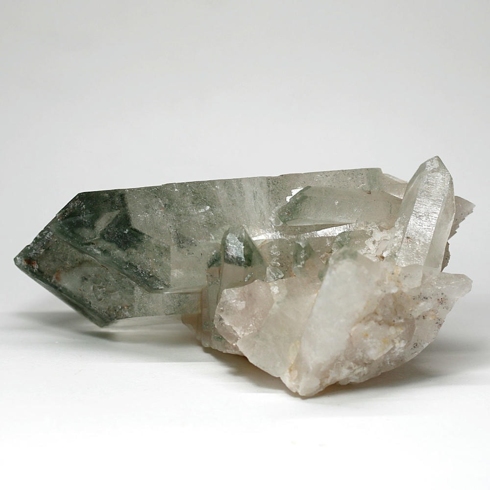 記念特価★インド/マニカラン産ヒマラヤグリーンファントム水晶クラスター(原石1.24kg)-slide-1