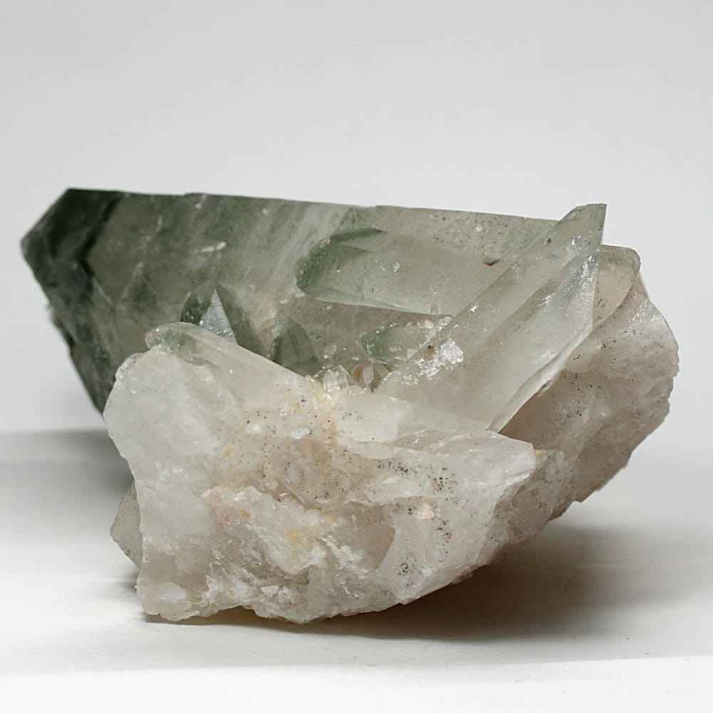 記念特価★インド/マニカラン産ヒマラヤグリーンファントム水晶クラスター(原石1.24kg)-slide-2