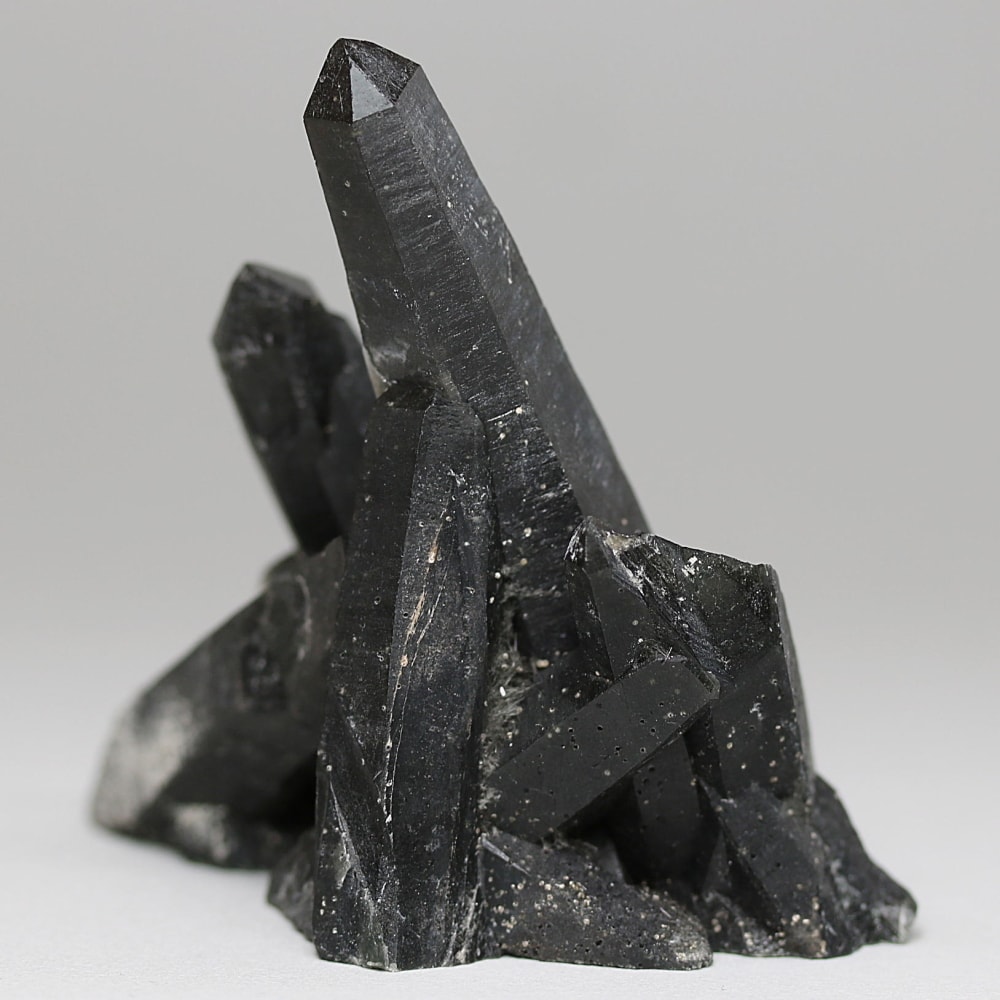 内モンゴル自治区産アクチノライトインクォーツ原石クラスター/通称グリーンクォーツ(ヘデンバーガイト&アクチノライト高密度内包)-slide-4