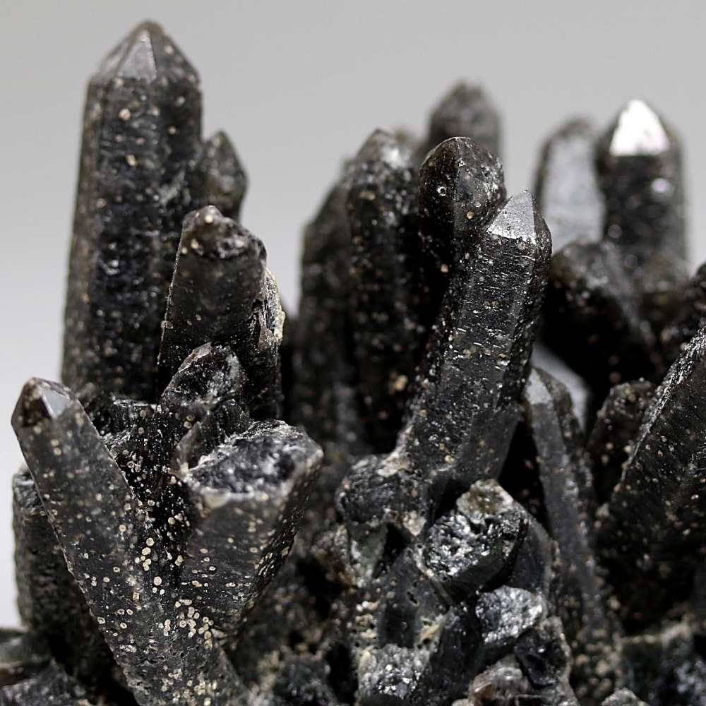 内モンゴル自治区産アクチノライトインクォーツ原石クラスター/通称グリーンクォーツ(ヘデンバーガイト&アクチノライト高密度内包)-slide-5