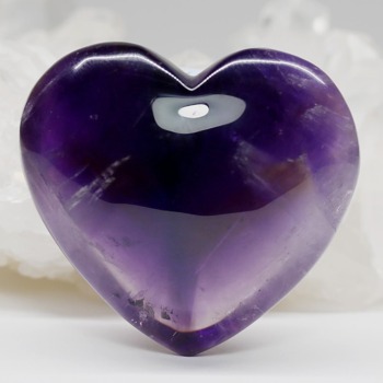ブラジル産アメジストハートオブジェ（75.4g）(AME-HT0754IS)