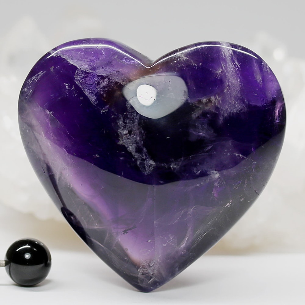 ブラジル産アメジストハートオブジェ(108g)-slide-5
