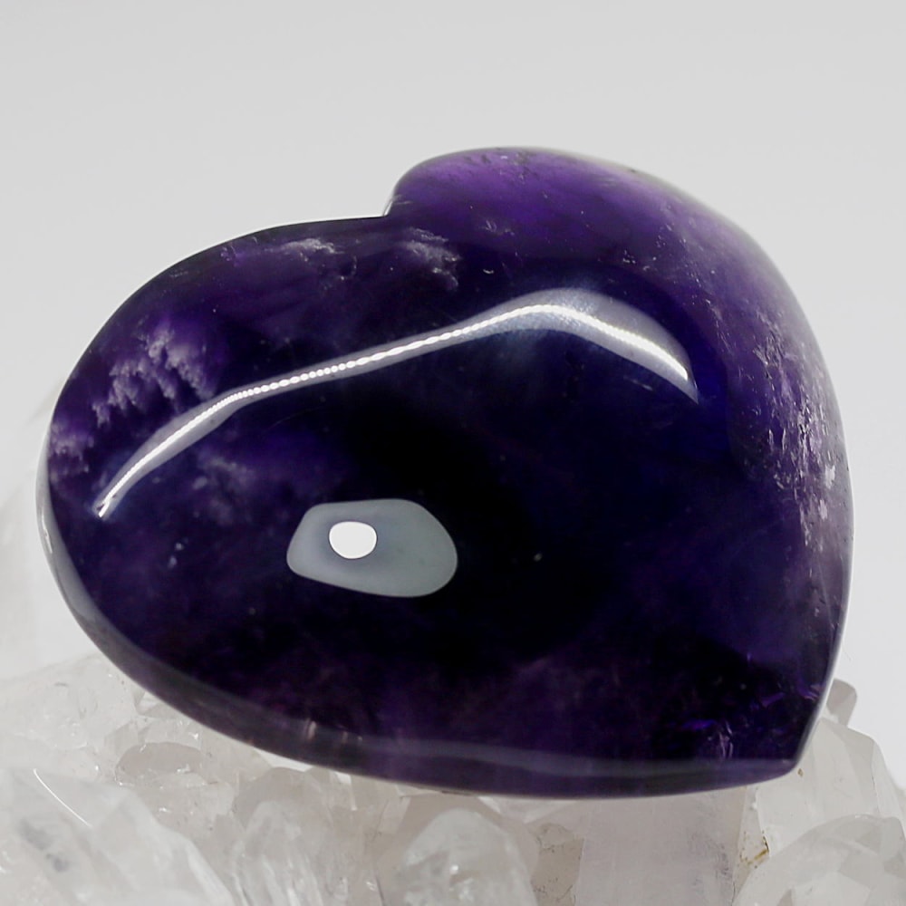 ブラジル産アメジストハートオブジェ(125g)-slide-1