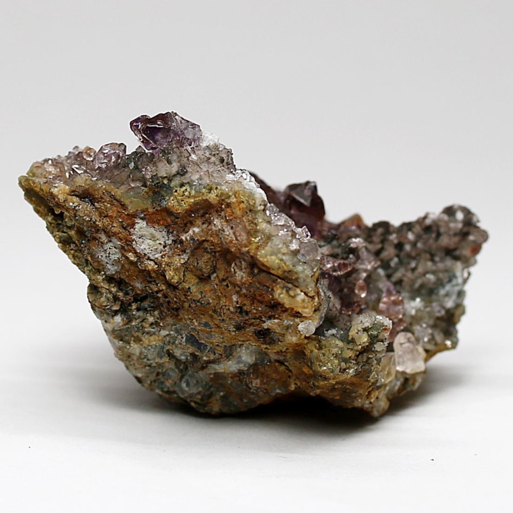 インド/カルール産アメジストエレスチャルクラスター(原石61.8g・レピドクロサイト、ゲーサイト内包)-slide-4