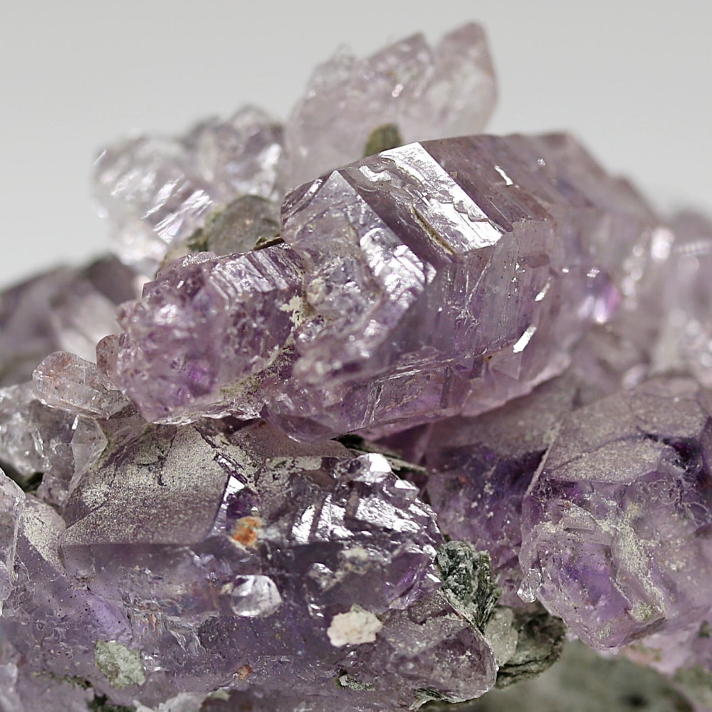 インド/カルール産アメジストエレスチャルクラスター(原石95.4g・レピドクロサイト内包・高透明度)-slide-5