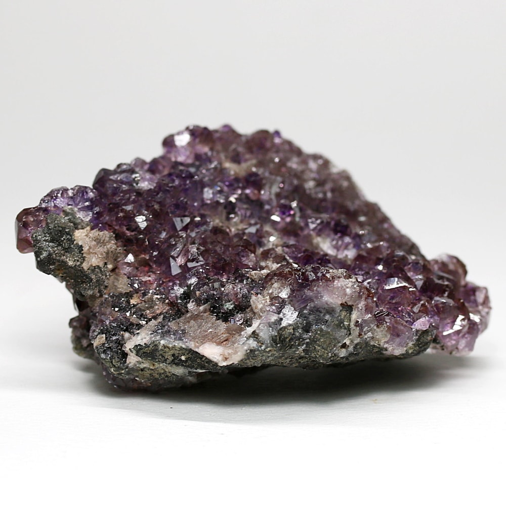 インド/カルール産アメジストエレスチャルクラスター(原石226g・レピドクロサイト、ゲーサイト内包・僅かにカルサイト共生)-slide-4