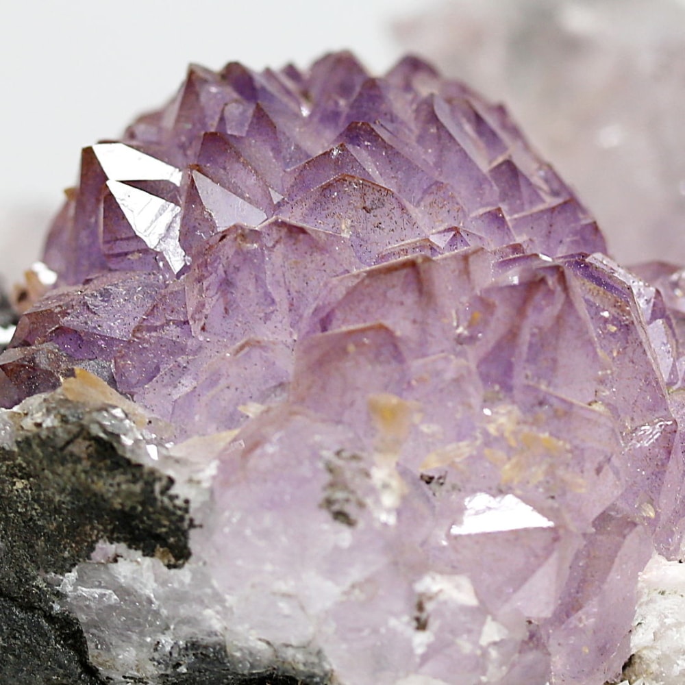 インド/カルール産アメジストエレスチャルクラスター(原石500g・ファセットにレピドクロサイト共生内包)-slide-9