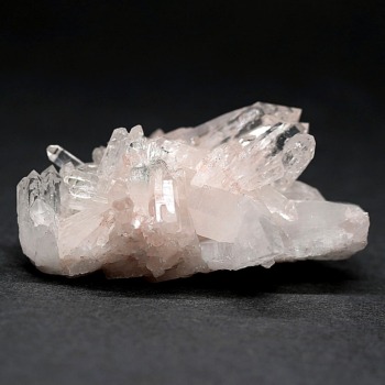 [高品質]コロンビア産レムリアンシードクラスター（原石36.7g／ほんのりピンク＆クローライト）(CLEQ-CL0367IS)