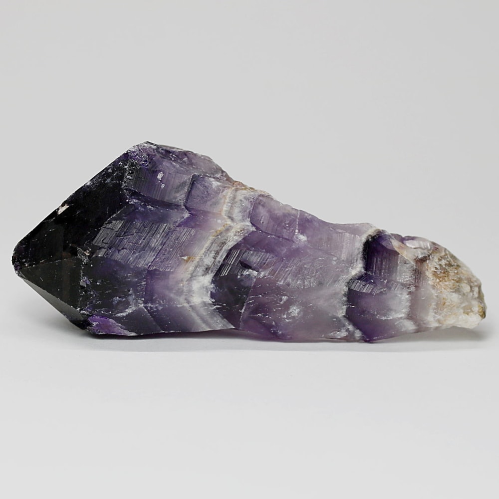西インド/マハラシュトラ州産シェブロンアメジスト原石ナチュラルポイント(85.9g・ケープアメジスト)-slide-2