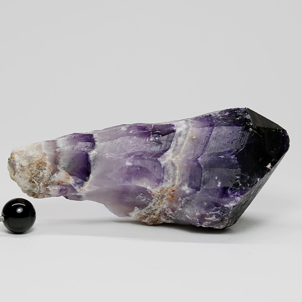 西インド/マハラシュトラ州産シェブロンアメジスト原石ナチュラルポイント(85.9g・ケープアメジスト)-slide-8
