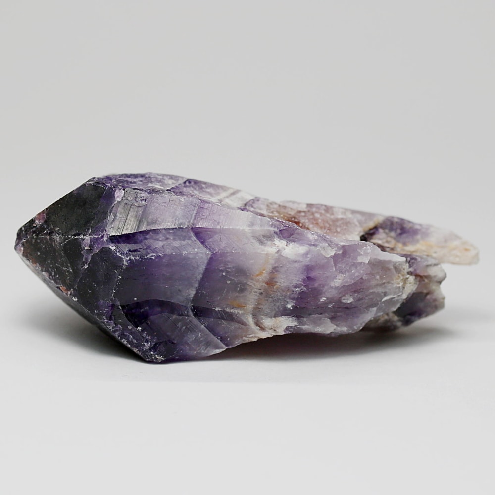 西インド/マハラシュトラ州産シェブロンアメジスト原石ナチュラルポイント(87.1g・ケープアメジスト)-slide-2