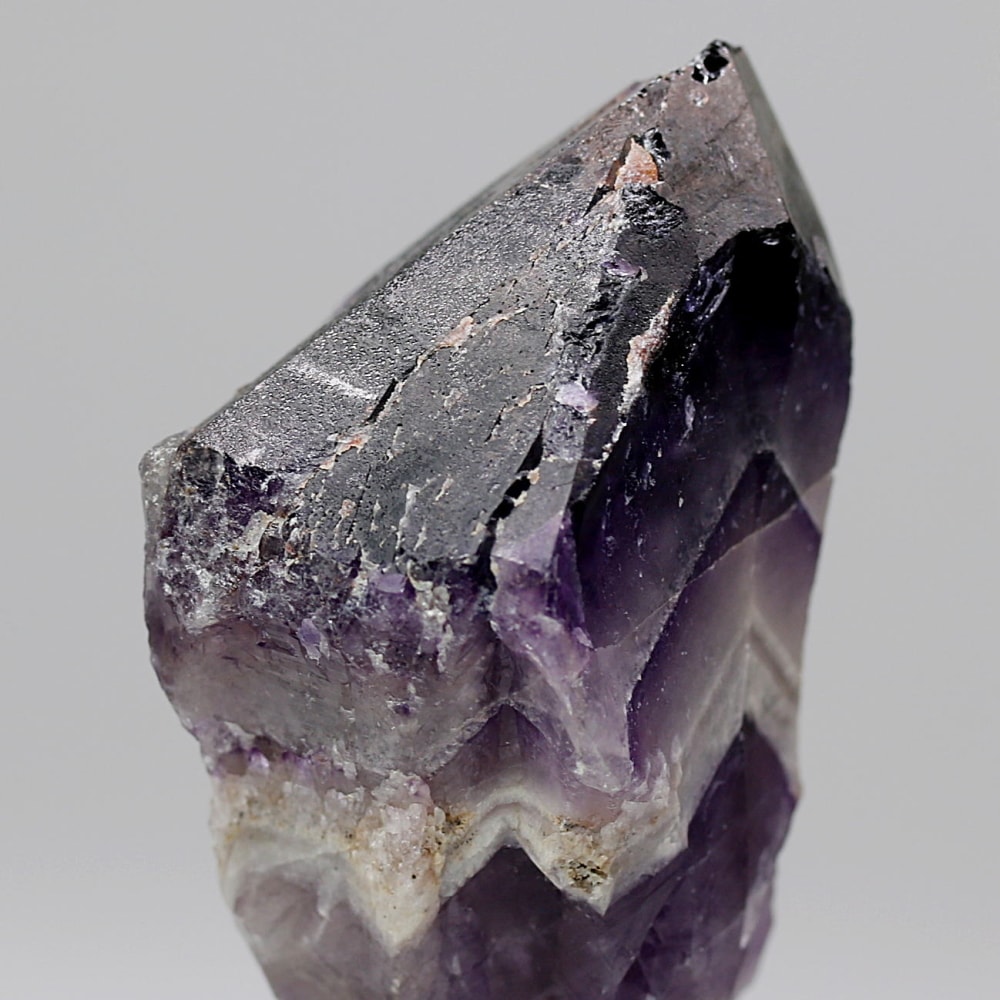 西インド/マハラシュトラ州産シェブロンアメジスト原石ナチュラルポイント(128g・ケープアメジスト)-slide-6