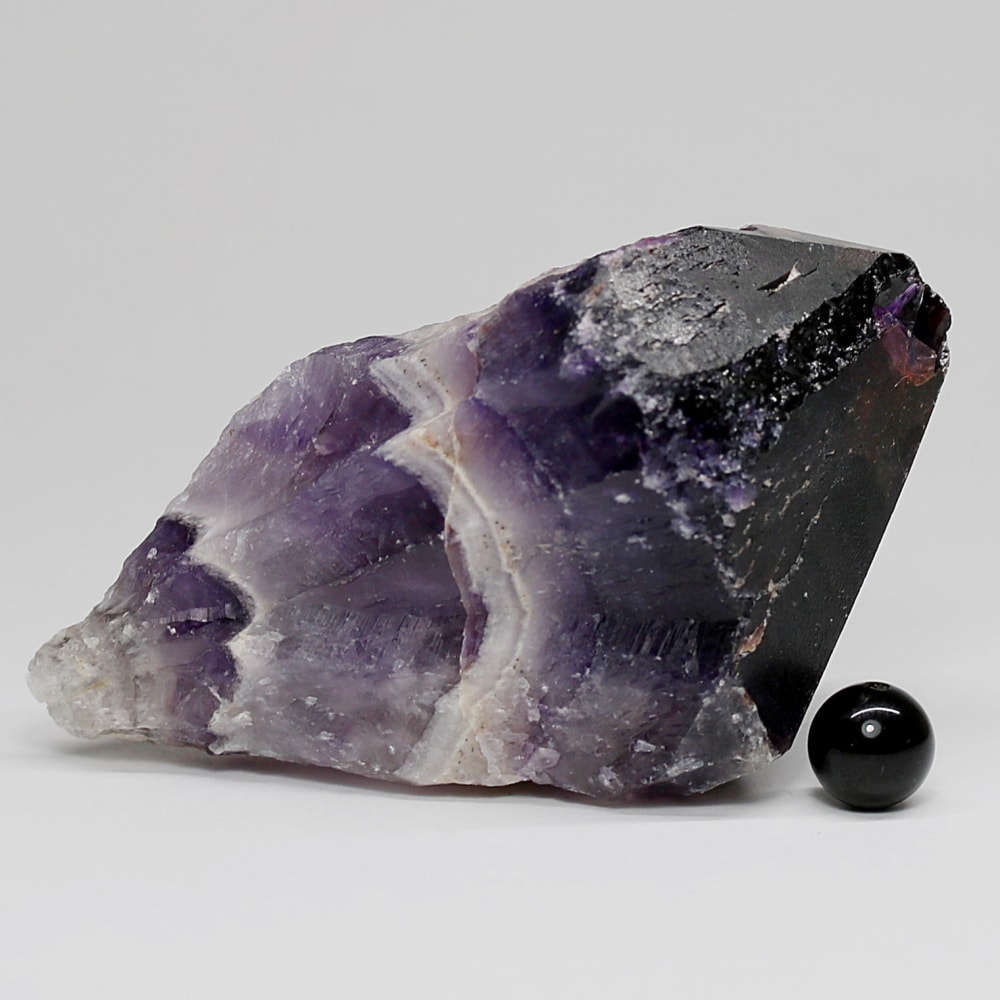 西インド/マハラシュトラ州産シェブロンアメジスト原石ナチュラルポイント(128g・ケープアメジスト)-slide-8