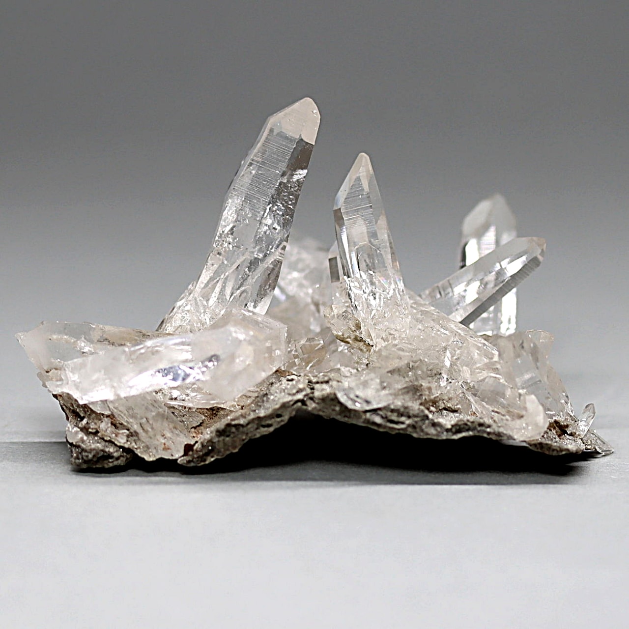 インド/ダーラ産ヒマラヤ水晶クラスター(原石41.8g)-slide-0