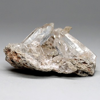 インド/ダーラ産ヒマラヤ水晶クラスター（原石48.3g）(DHRA-CL0483)