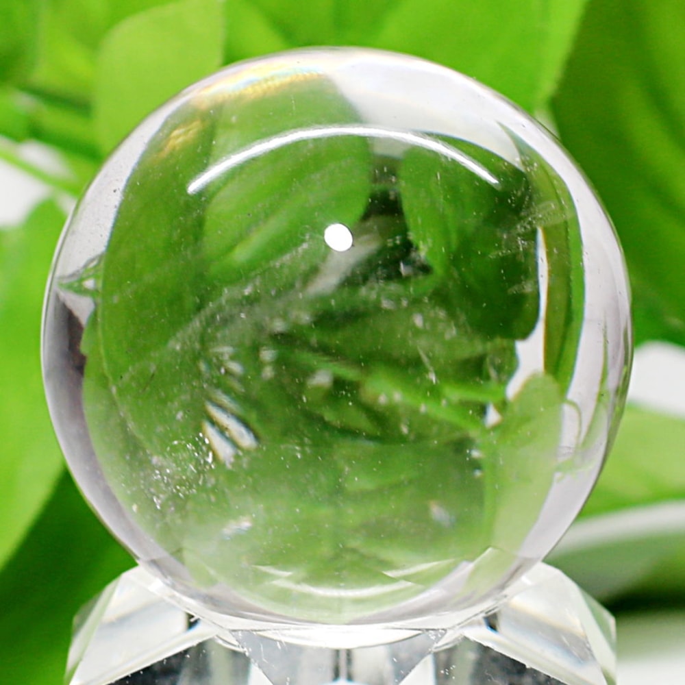 [高品質]ガネッシュヒマール産ヒマラヤ水晶丸玉/スフィア（直径53.0〜53.5mm）