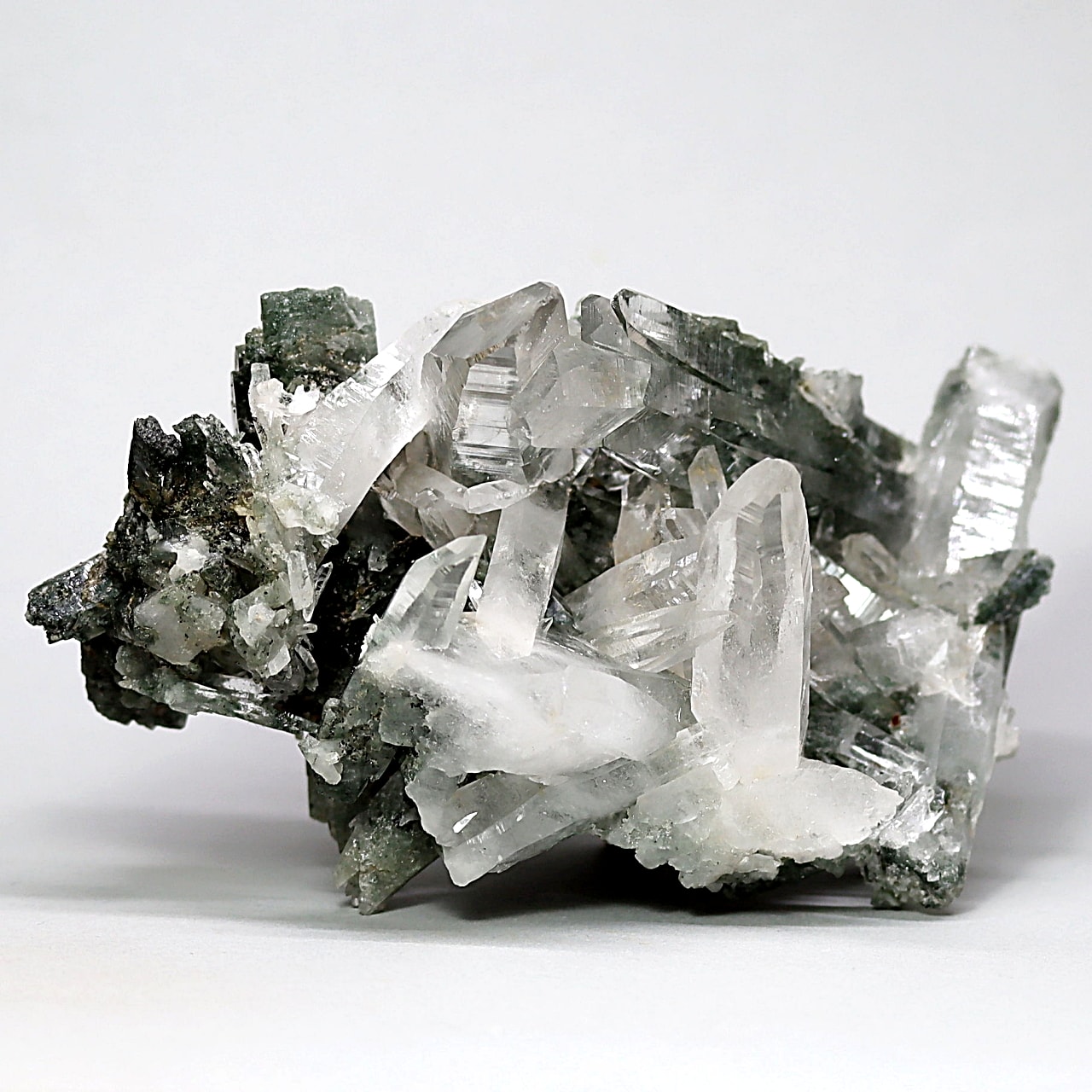 インド/ガルサ産ヒマラヤ水晶クラスター(原石525g)-slide-0