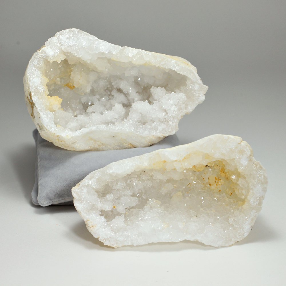 モロッコ産]ジオード水晶/ペア原石（特別価格）(GEO-0824IS) | 天然石・パワーストーン Infonix（インフォニック）
