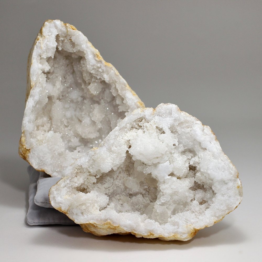 モロッコ産]ジオード水晶/ペア原石(GEO-1058IS) | 天然石