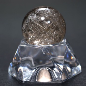 [特別価格/AA]ブラジル産ルチルクォーツ丸玉/ミニスフィア（球体直径20.5mm）(GLDR-SPH0202IS)