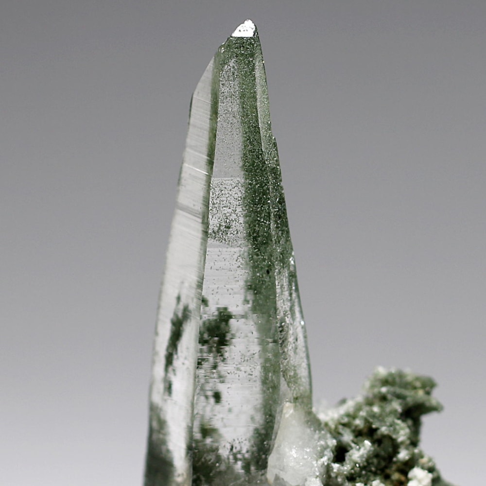 ガネッシュヒマール産ヒマラヤ水晶クラスター(ミニサイズ原石17.8g)-slide-6