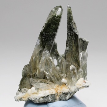 ガネッシュヒマール産ヒマラヤ水晶クラスター/角閃石内包（ミニサイズ原石18.2g）(GNEZ-CL0182)