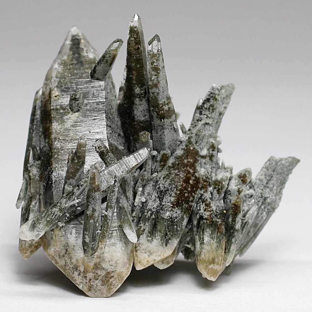 ガネッシュヒマール産ヒマラヤ水晶クラスター(ミニサイズ原石23.7g)-slide-0