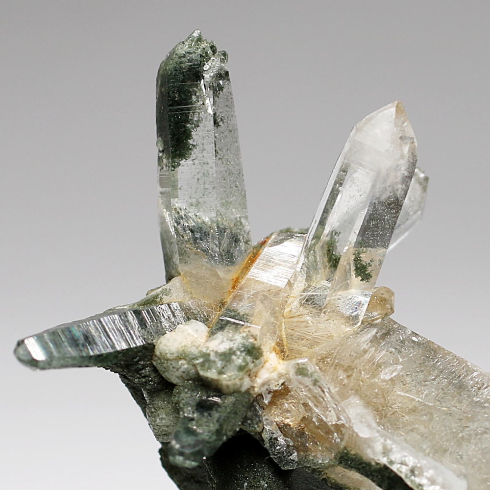 ガネッシュヒマール産ヒマラヤ水晶クラスター/角閃石内包(ミニサイズ原石27.6g)-slide-5