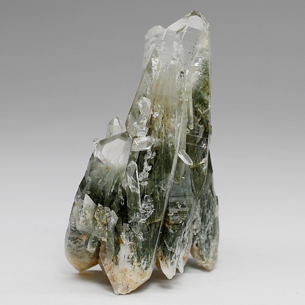 ガネッシュヒマール産ヒマラヤ水晶クラスター/角閃石内包(ミニサイズ原石31.8g)-slide-2