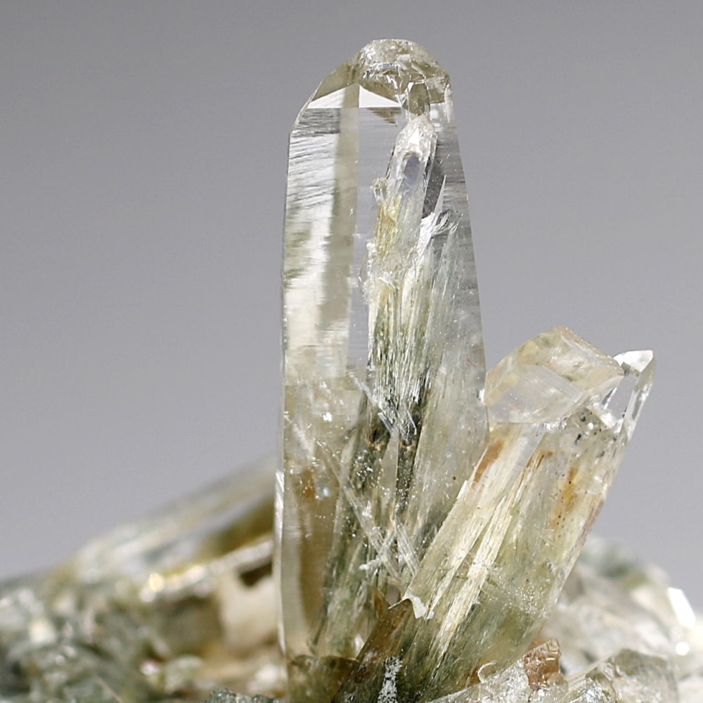 ガネッシュヒマール産ヒマラヤ水晶クラスター/角閃石内包(ミニサイズ原石43.1g)-slide-6