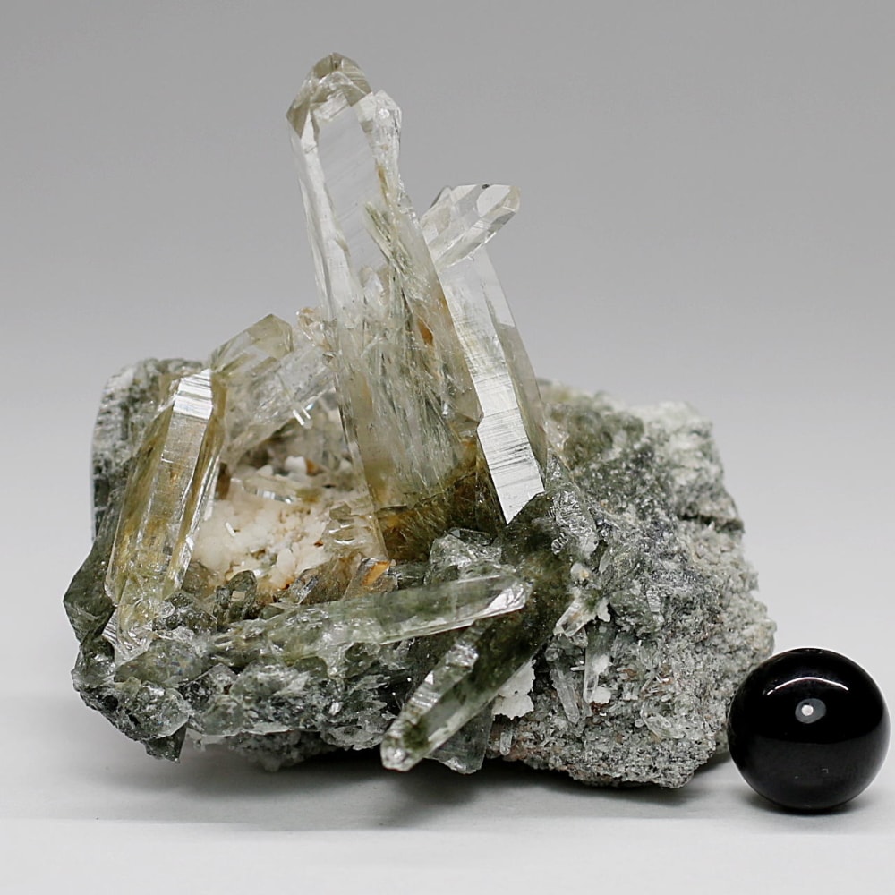 ガネッシュヒマール産ヒマラヤ水晶クラスター/角閃石内包(ミニサイズ原石43.1g)-slide-8