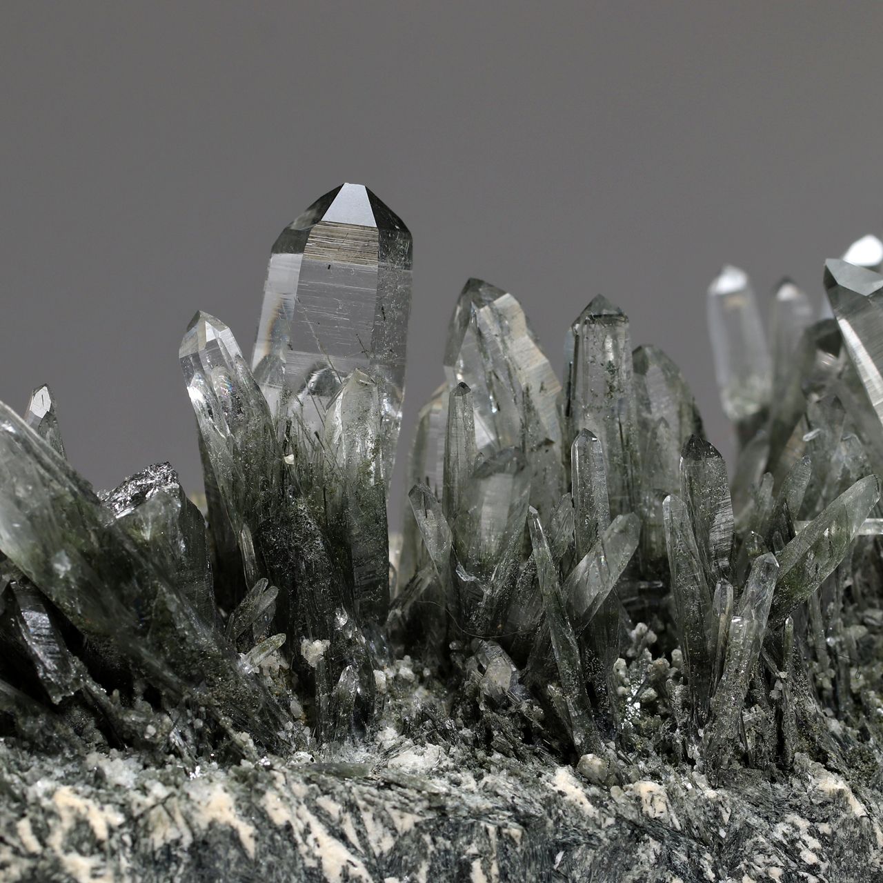 ガネッシュヒマール産ヒマラヤ水晶クラスター(原石555g)-slide-5