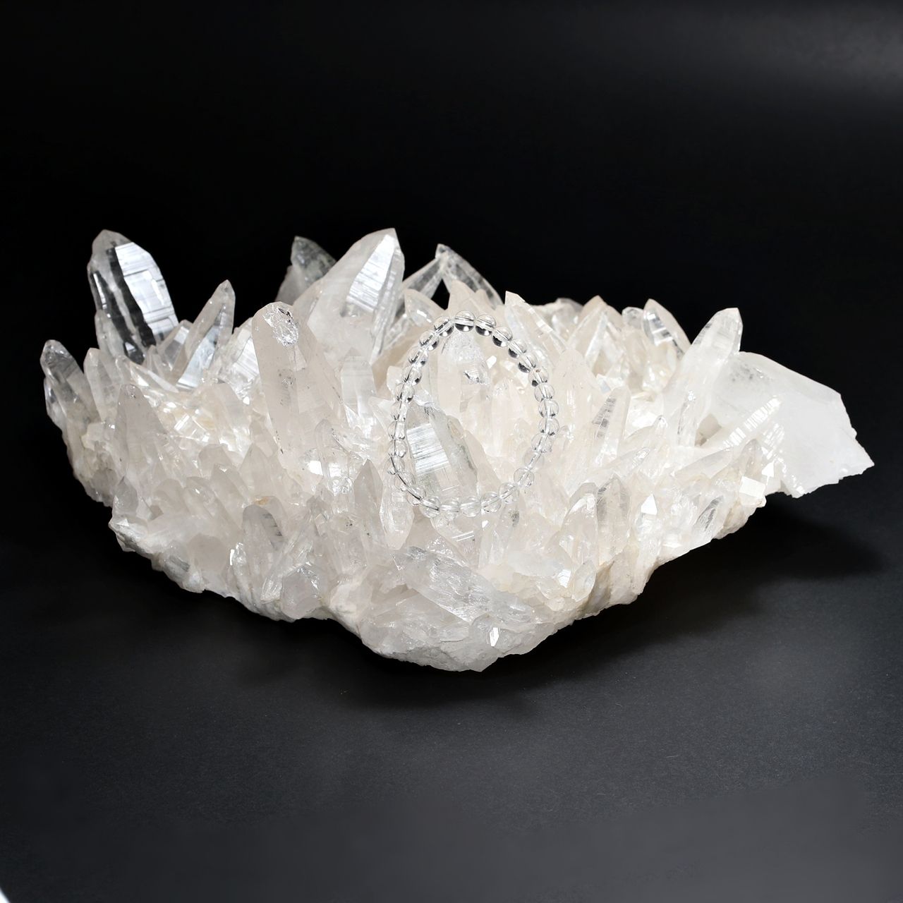 ガネッシュヒマール産ヒマラヤ水晶クラスター(大型原石2.84kg)-slide-10