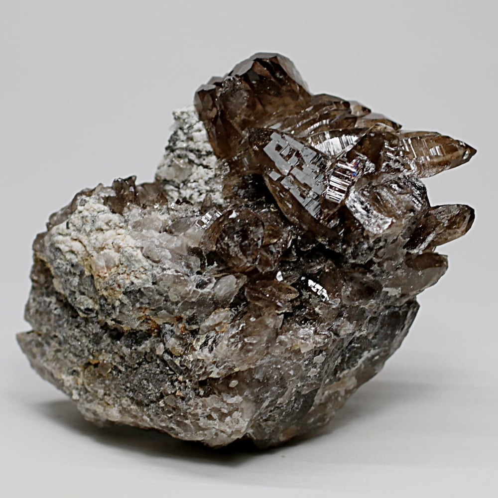 ネパール/ガウリシャンカール産ヒマラヤ水晶クラスター/スモーキークォーツ原石（454g）