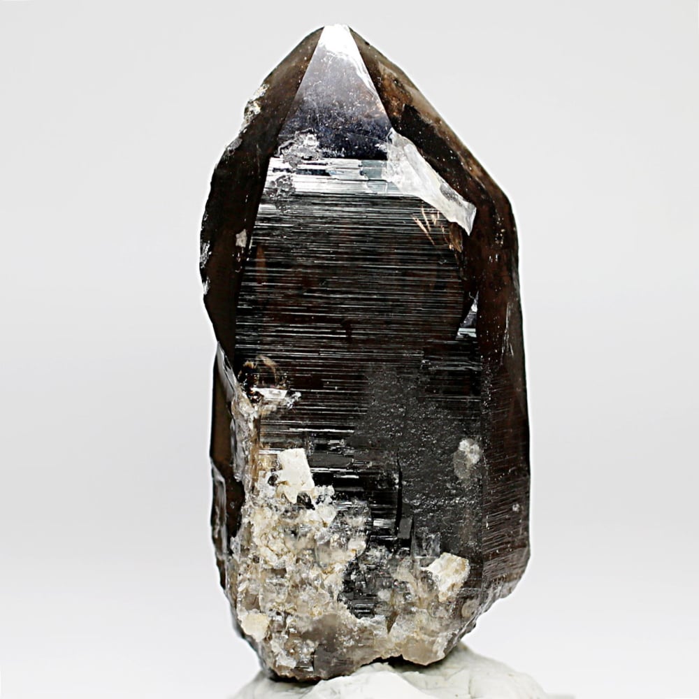 [高品質]ネパール/ガウリシャンカール産ヒマラヤ水晶ナチュラルポイント/スモーキークォーツ原石（188g）