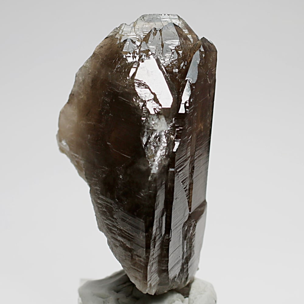 ネパール/ガウリシャンカール産ヒマラヤ水晶ナチュラルポイント/スモーキークォーツ原石（326g）