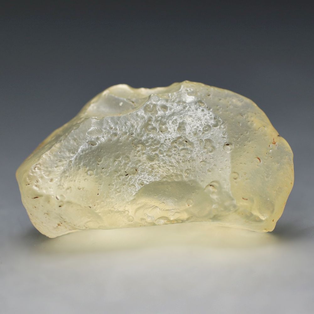 [高品質]天然リビアングラス原石（13.5g）