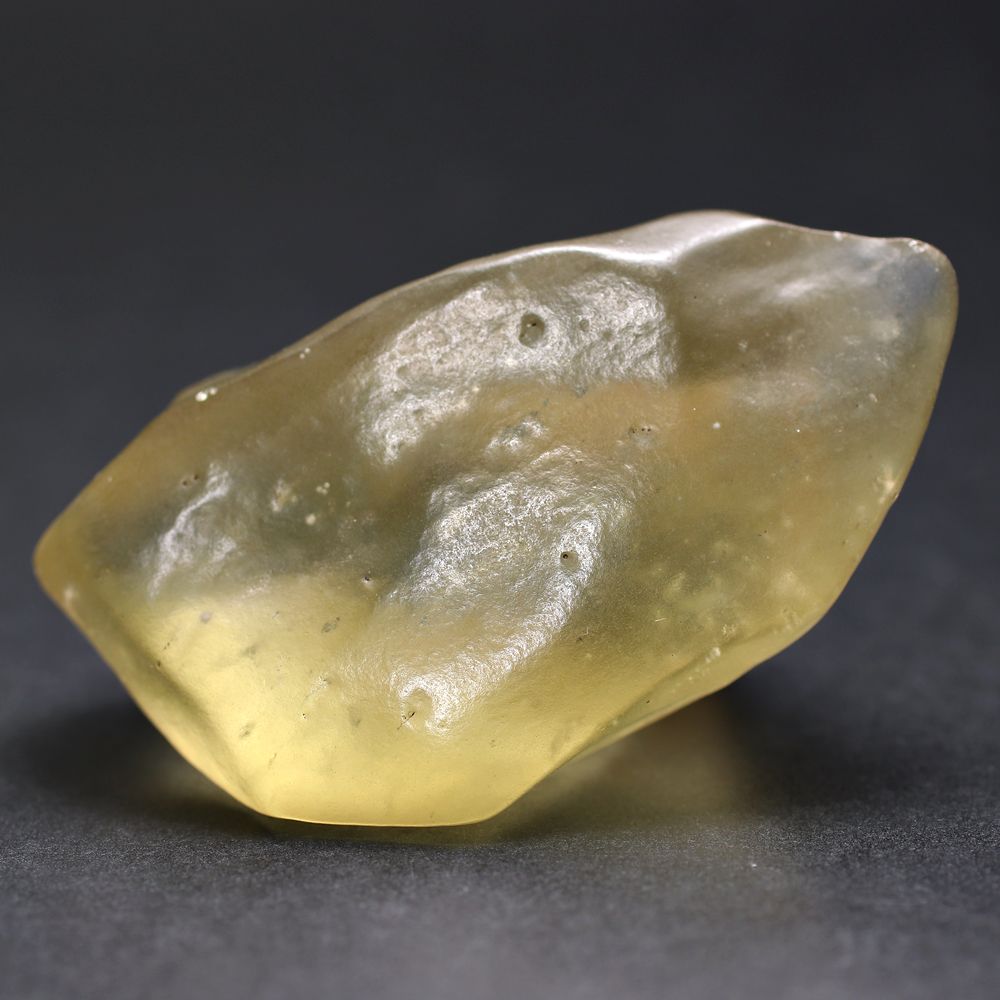 [高品質]天然リビアングラス原石（36g・特別価格！）
