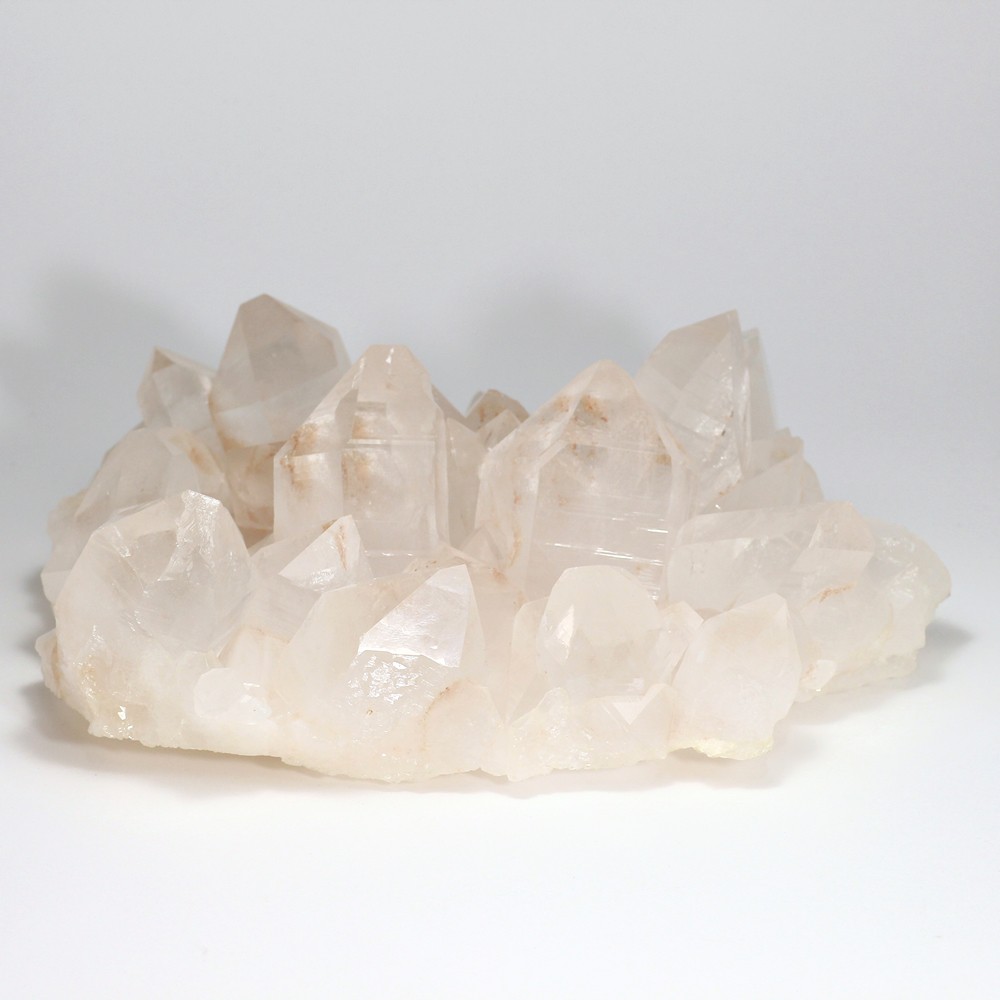 [インド/マニカラン産]ヒマラヤ水晶クラスター/原石（淡いピンク）(MAN-CL2040IS) | 天然石・パワーストーン Infonix