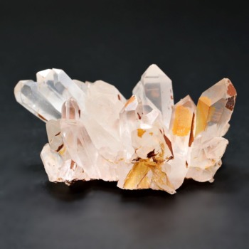 [高品質]マダガスカル産水晶クラスター/クリアオレンジ（原石102g・タイムリンク＆レインボー）(MDGC-CL0102IS)