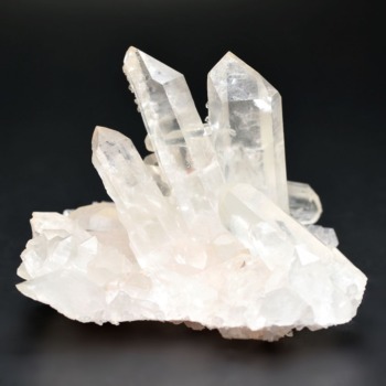 [高品質]マダガスカル産水晶クラスター/クリアホワイト（原石147g・ウィンドウ＆レインボー＆貫入水晶）(MDGC-CL0147IS)