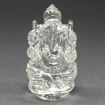 [高品質++]インド/マニハール産ヒマラヤ水晶ガネーシャ像（高さ約5.0cm/小さめサイズ）(MHQZ-GN0461IS)