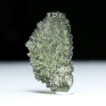 [チェコ共和国産]天然モルダバイト原石（1.8g）(MLDB-RF008IS)