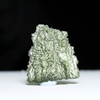 [チェコ共和国産]天然モルダバイト原石（2.3g）(MLDB-RF011IS)