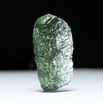 [チェコ共和国産]天然モルダバイト原石（7.3g）(MLDB-RF014IS)